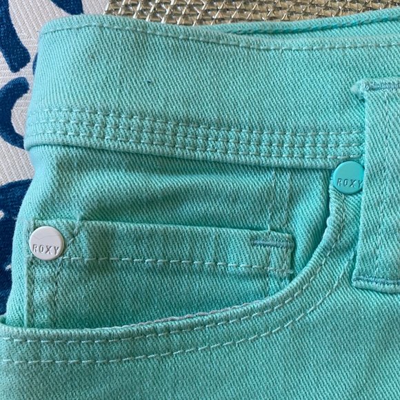 Roxy Mint Green Denim Shorts NWOT - Picture 3 of 8